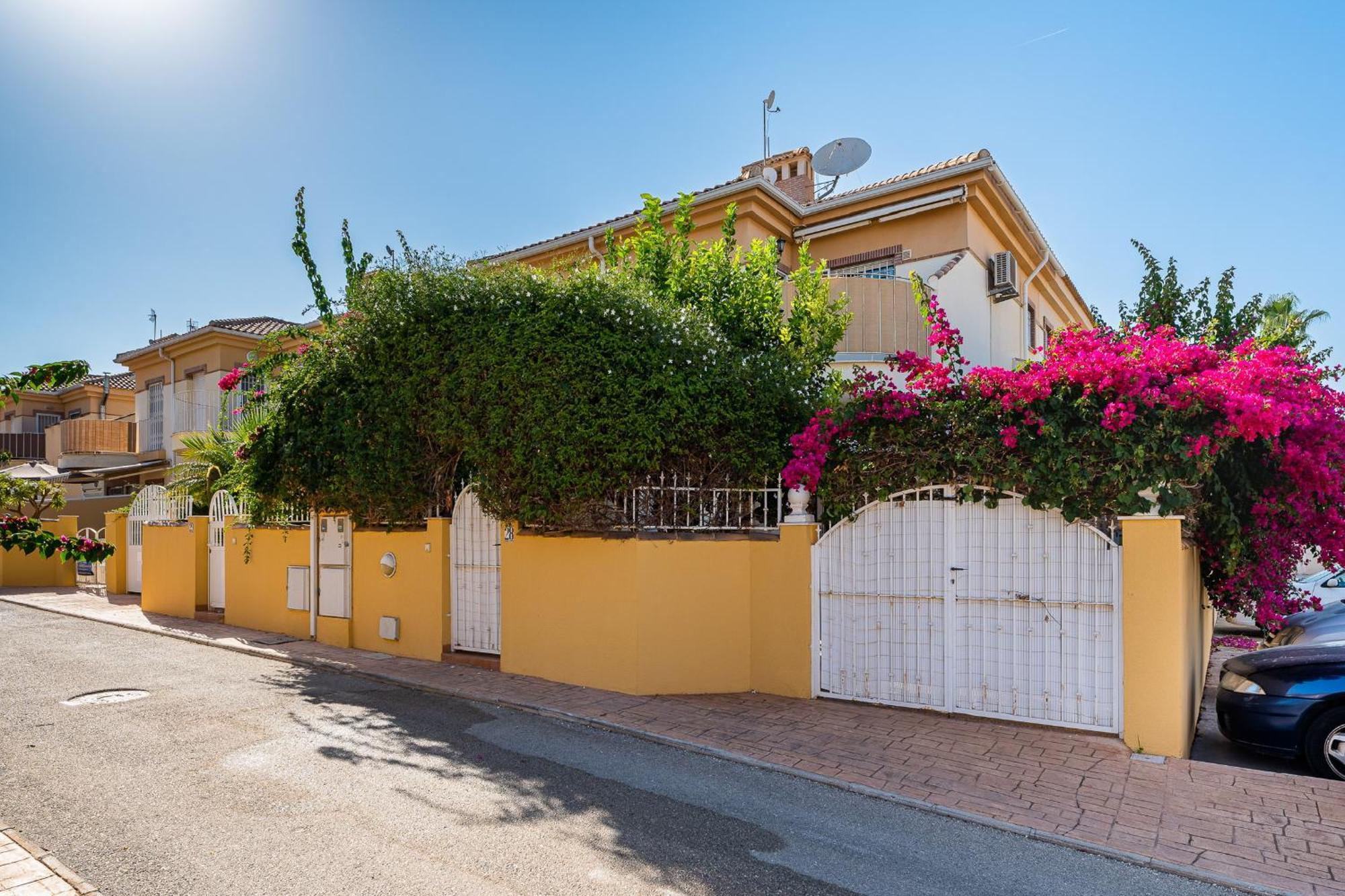 Garden Sweets Chalet Orihuela Exterior photo